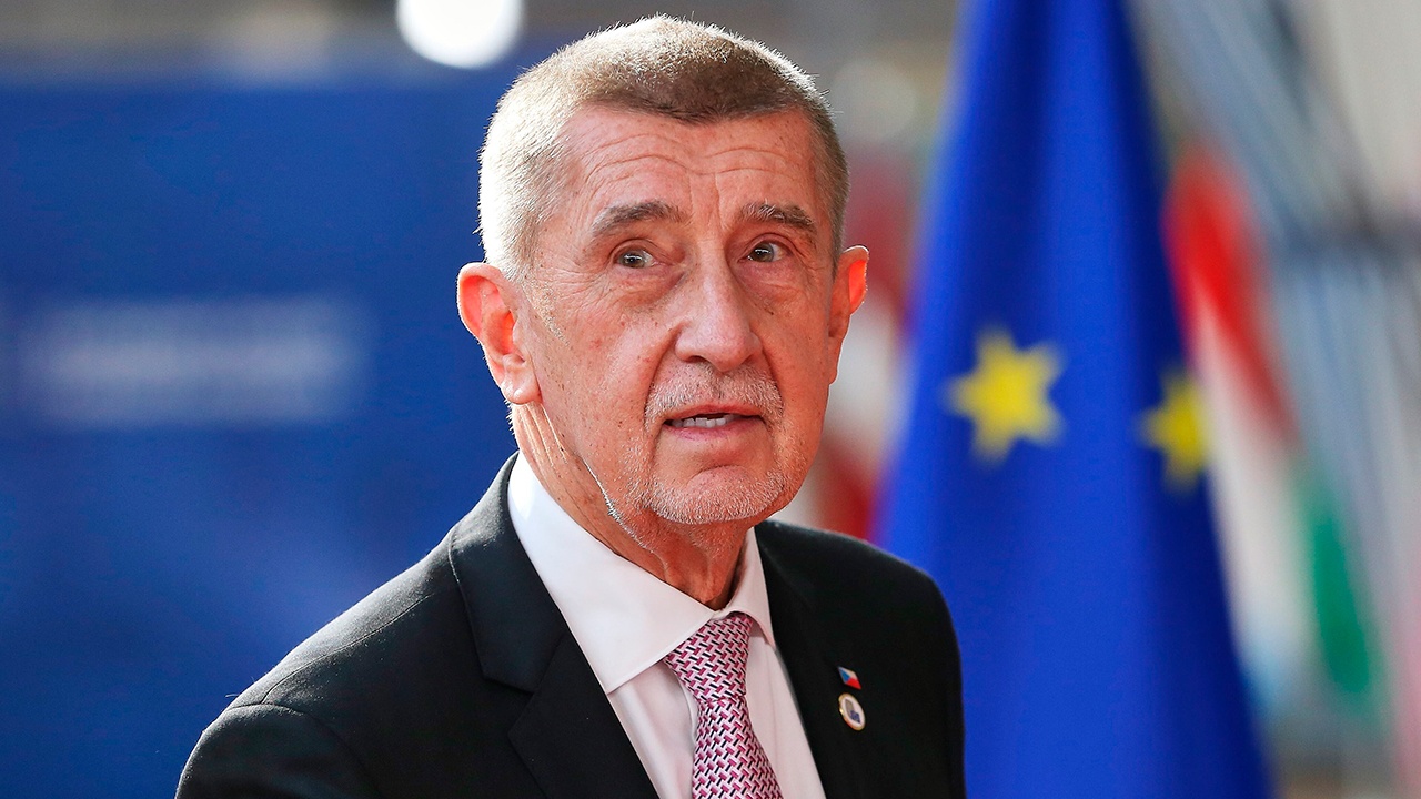 Премьер Чехии сравнил ЕС с Римской империей времен упадка
