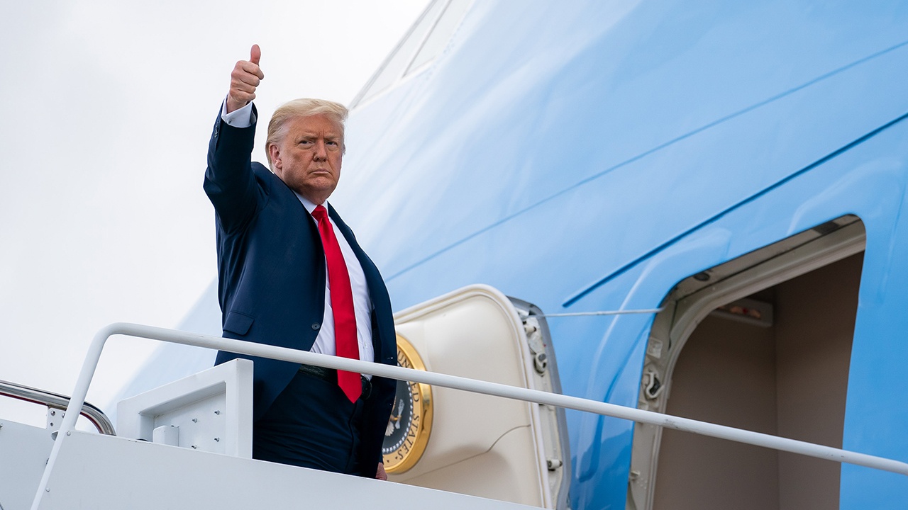 Трамп заявил, что США не будут выплачивать Ирану $300 млн