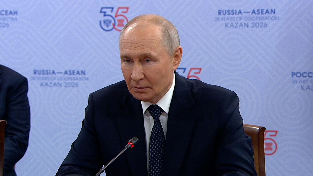 Путин назвал Малайзию давним и надежным партнером РФ