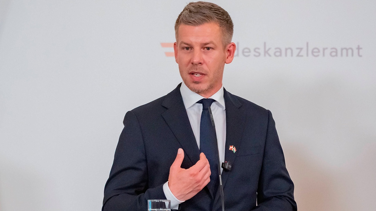 Слова об ускоренном вступлении Украины убрали из коммюнике саммита ЕС