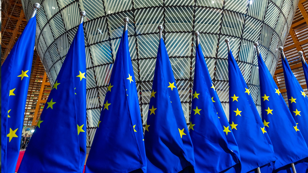 Euractiv: ЕС не избежит экономического упадка 