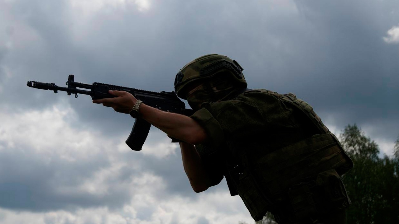 Ушаков: РФ ждет не выполнения договоренностей Анкориджа, а победы