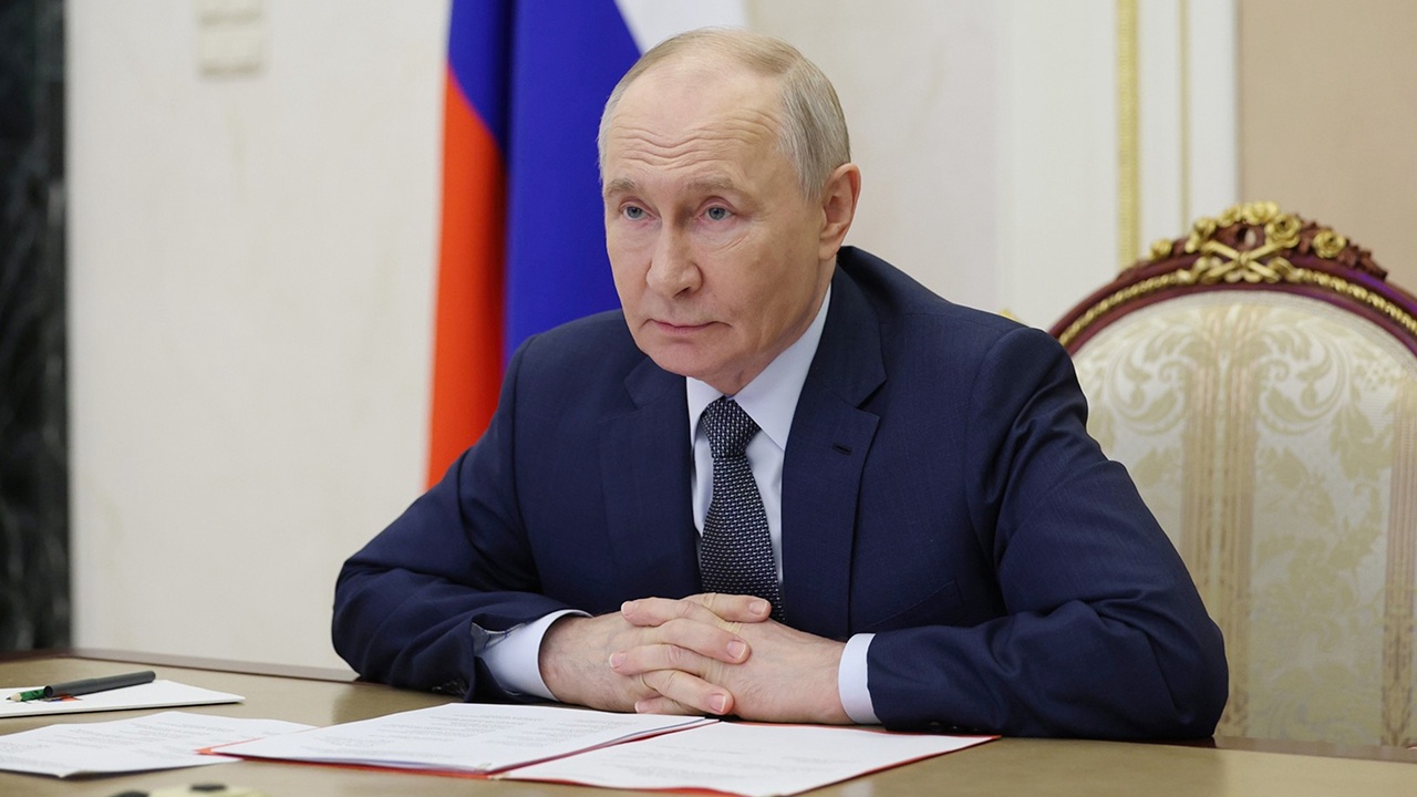 Путин поручил принять меры для минимизации последствий атак на инфраструктуру