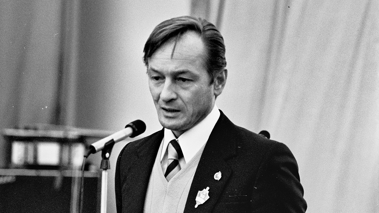 Путин выразил соболезнования родным Михаила Ножкина