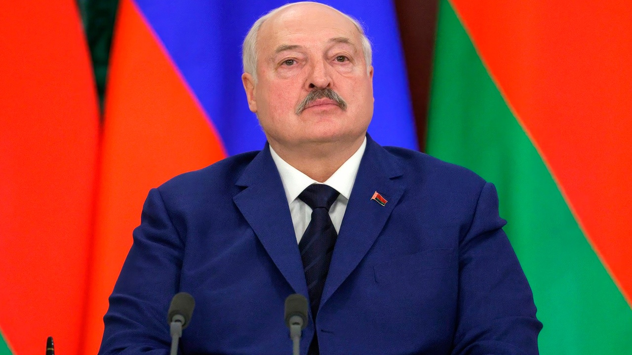 Лукашенко рассказал о встрече в Минске с представителями Зеленского
