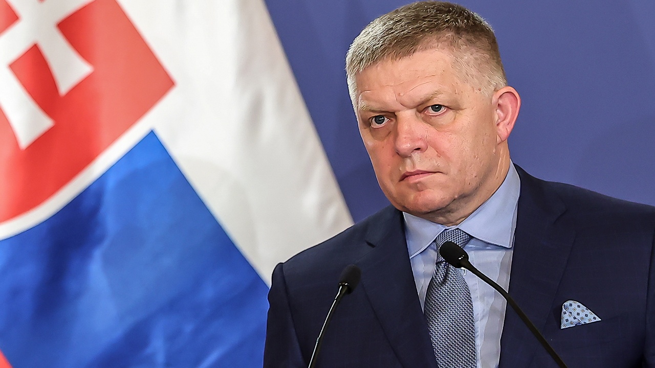 Фицо: у Словакии нет причин участвовать в военной помощи Украине