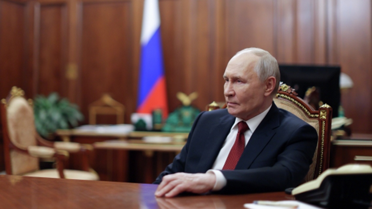 Путин: Россия не даст Украине шанса остановить продвижение войск РФ