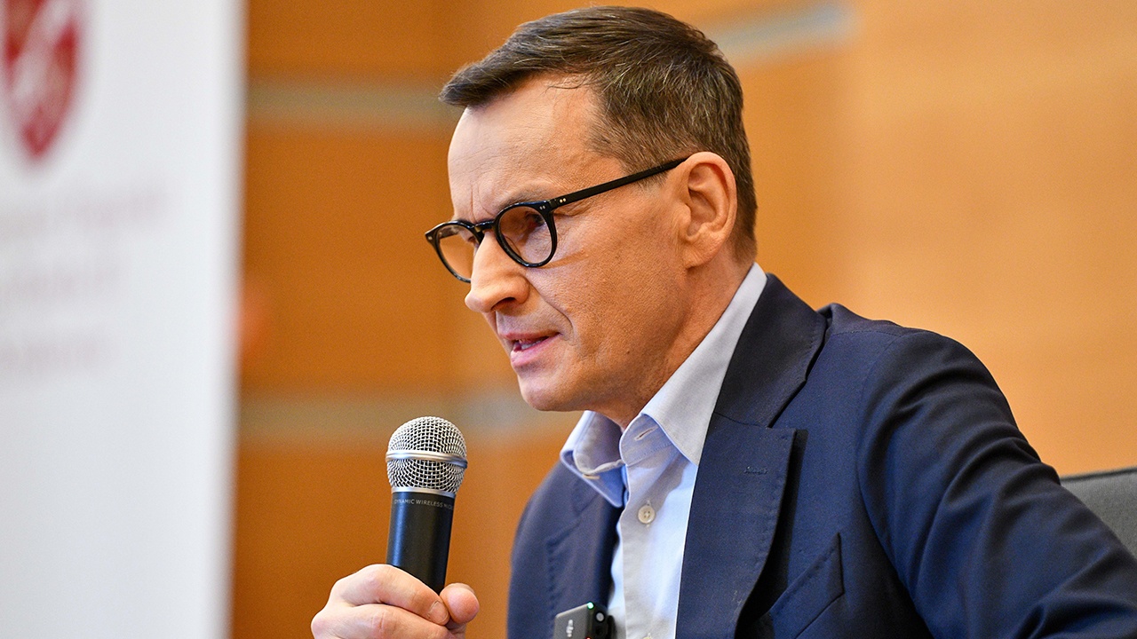 Экс-премьер Моравецкий заявил, что Зеленский дал «пощечину» Польше