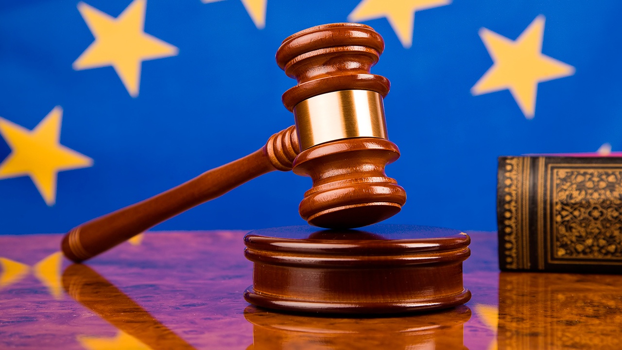 Центробанк вырабатывает тактику защиты по иску Euroclear