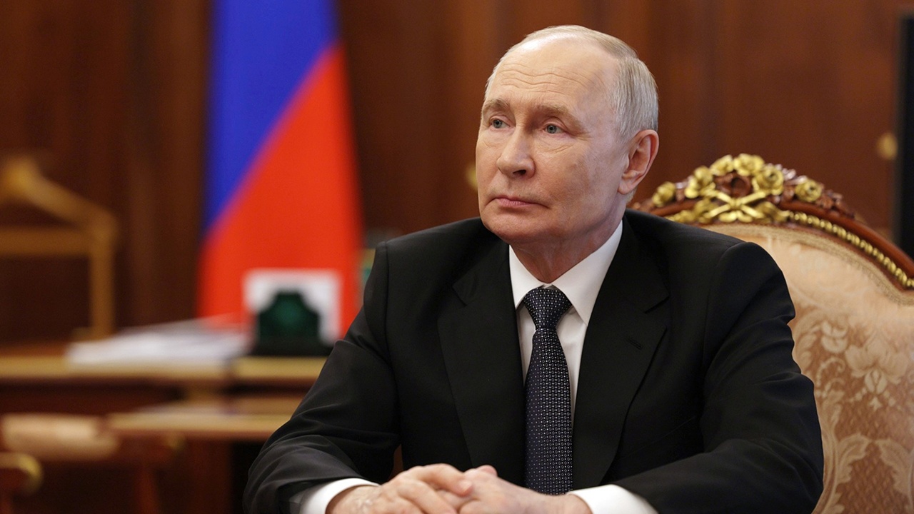 Путин поручил оценить действия подстрекателей по Украине