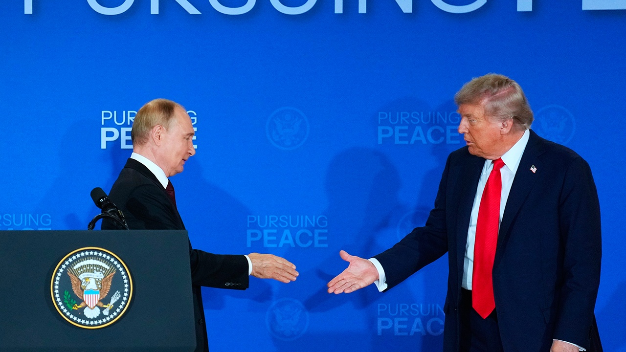 Трамп подтвердил готовность содействовать урегулированию украинского кризиса