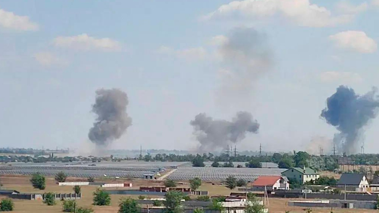 ВС РФ поразили трансформаторную подстанцию в городе Херсон 
