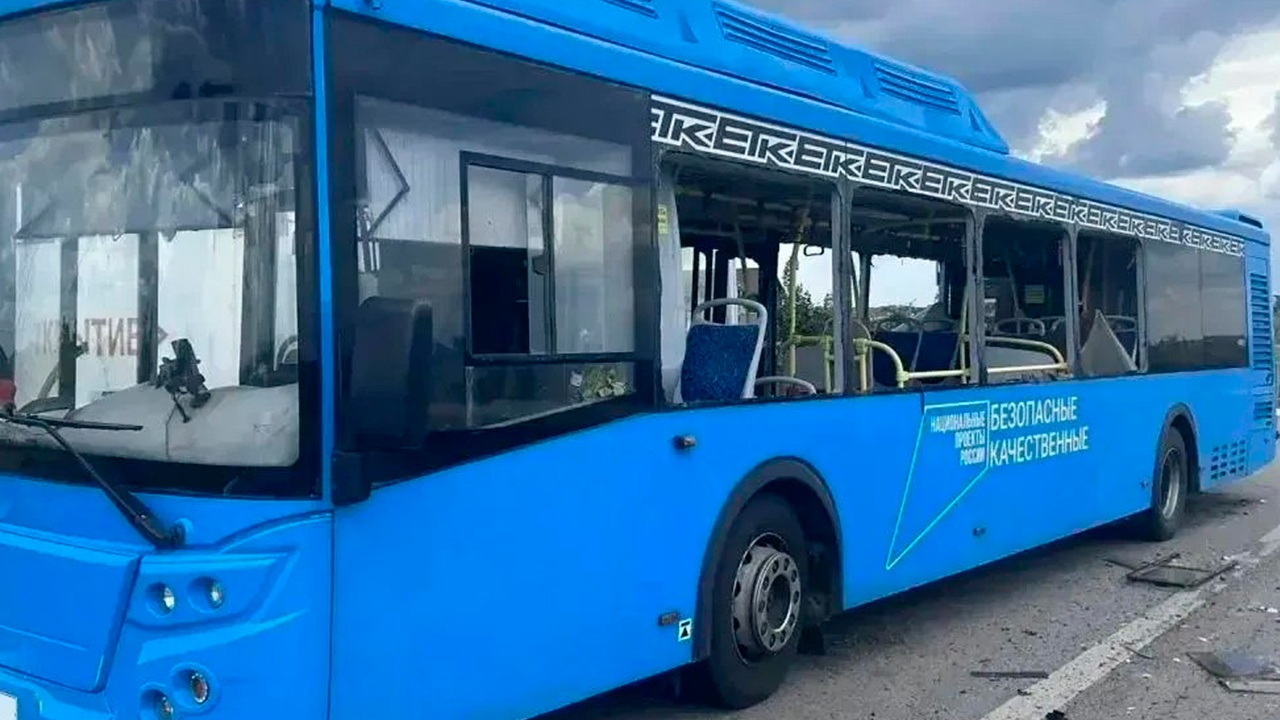 Двое детей пострадали при атаке дрона ВСУ на автобус под Белгородом