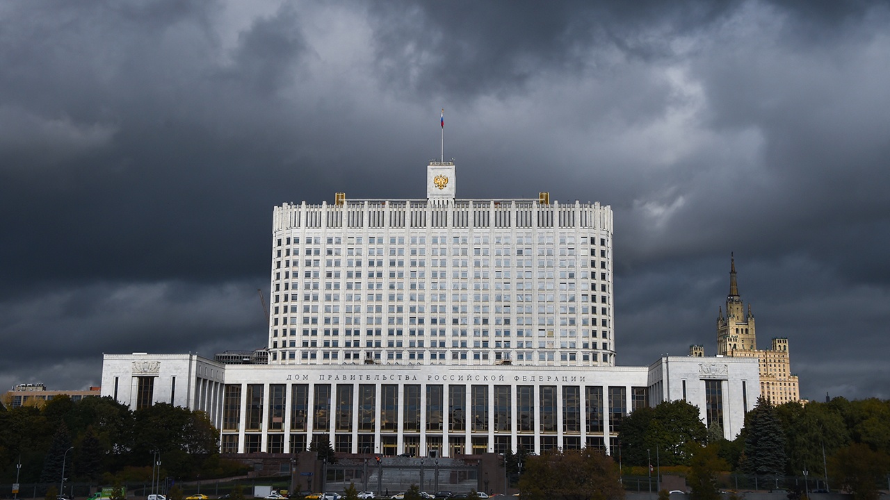  Правительство увеличило загрузку действующих НПЗ до максимума