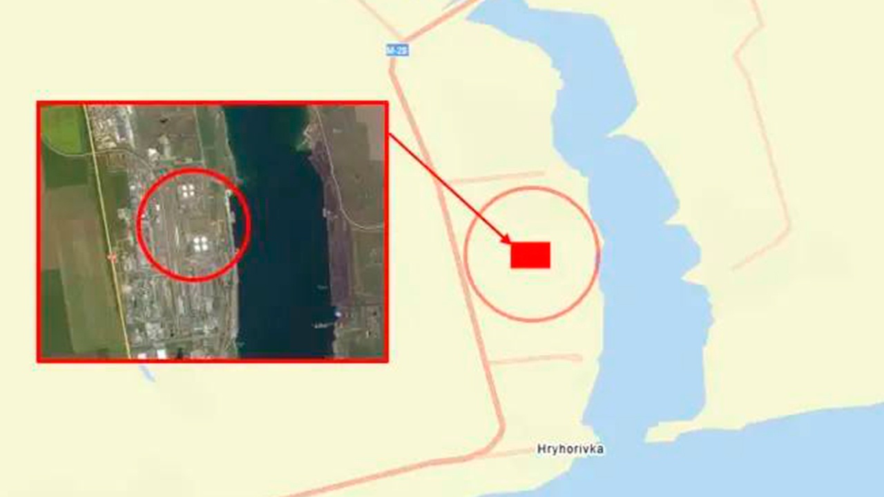 Схема района удара по территории Одесского припортового завода