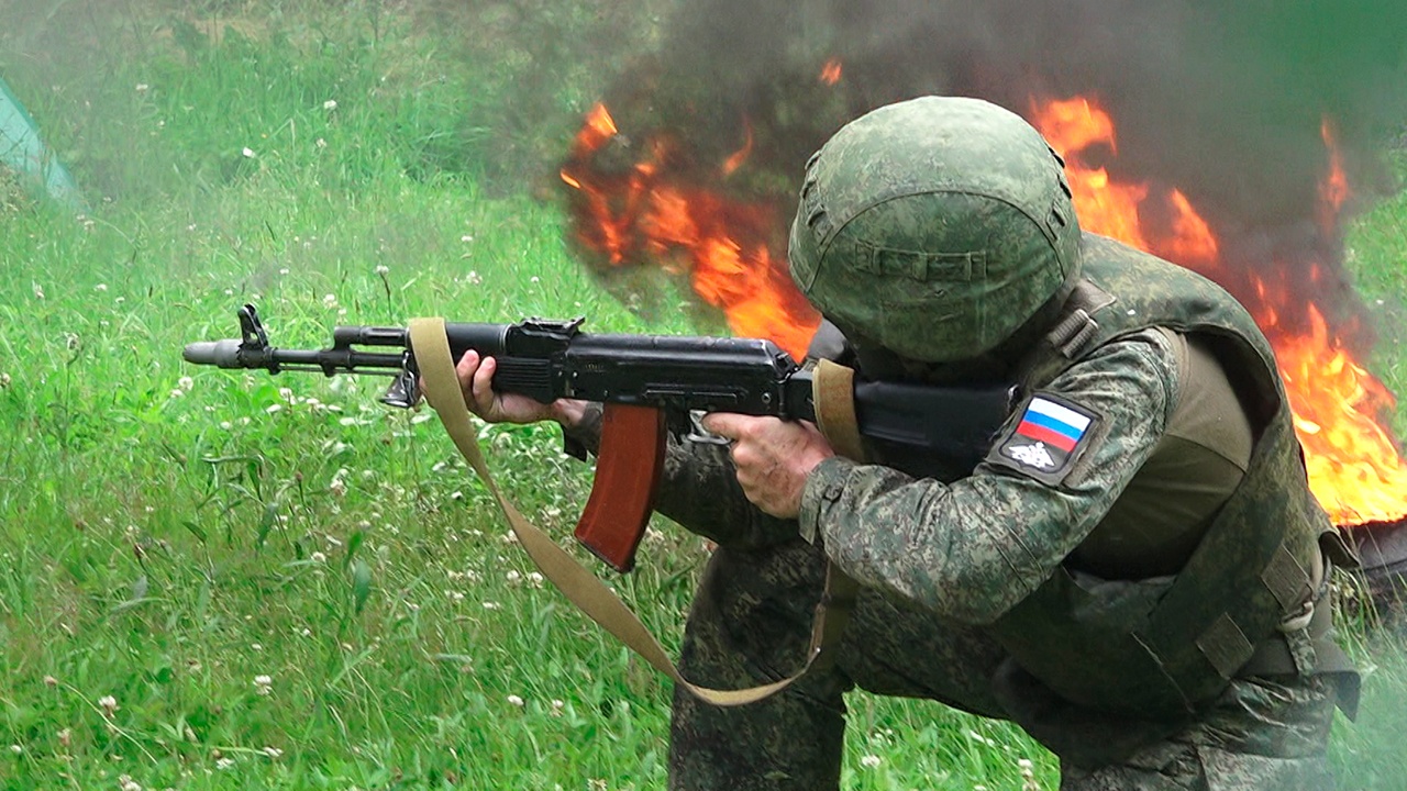 В Ленобласти прошли учения по сплачиванию расчетов военных инженеров