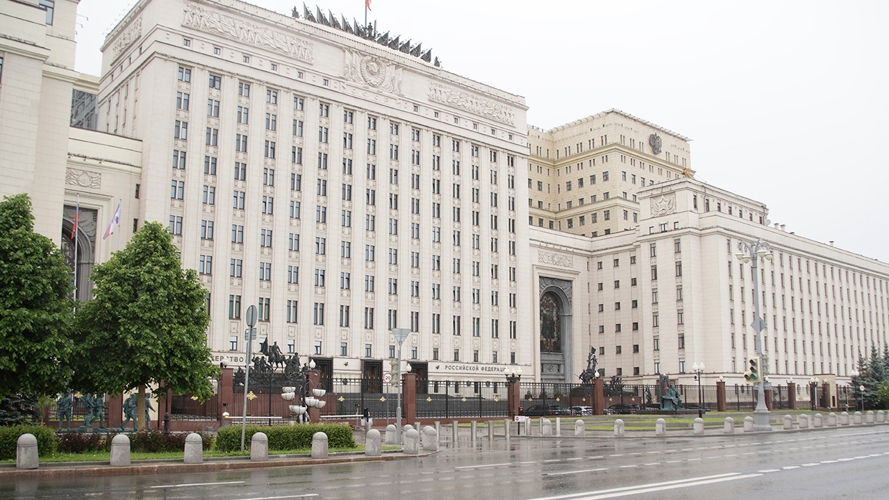 ВС РФ поразили два парома в порту Черноморск и резервуары с ГСМ
