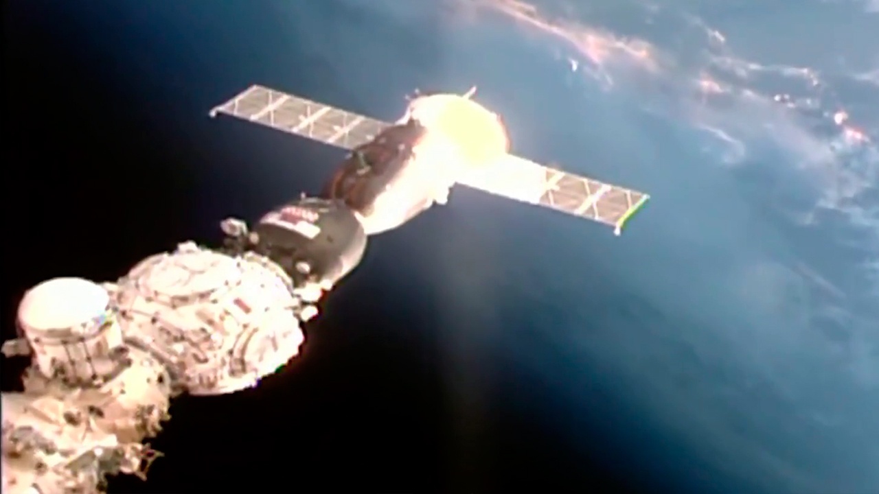 «Союз МС-29» с экипажем пристыковался к МКС