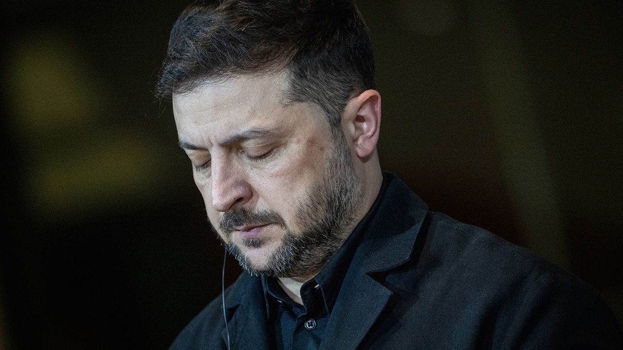 Зеленский подтвердил конфликт между Федоровым и Сырским