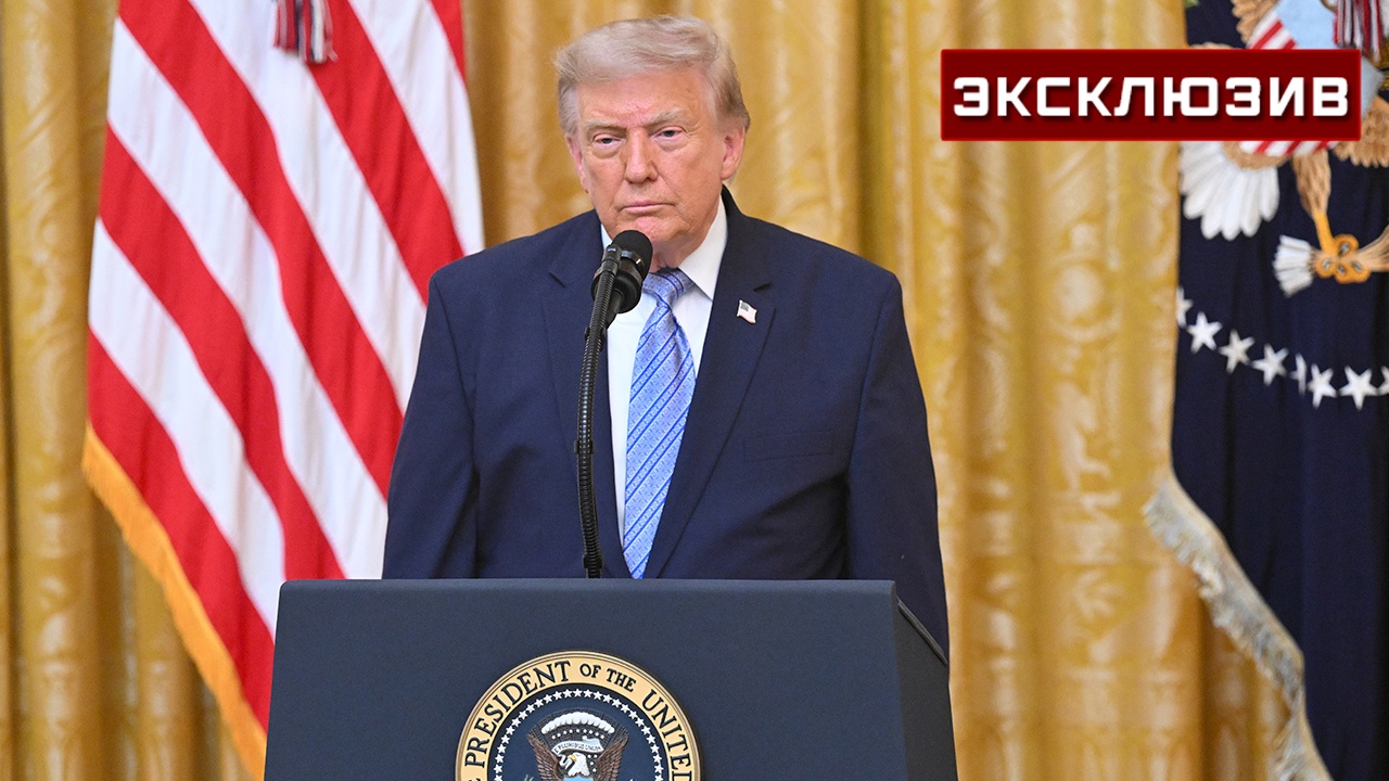 Эксперт связал заявления Трампа о России с падением рейтингов