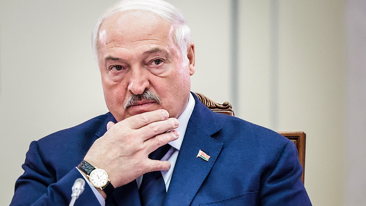 Лукашенко приказал отправлять на границу с Украиной тех, кто плохо работает