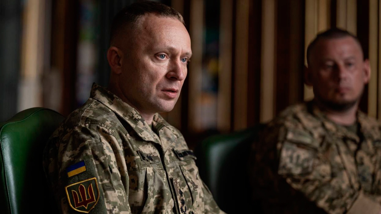 Залужный заявил, что новому главкому ВСУ будет «очень тяжело»