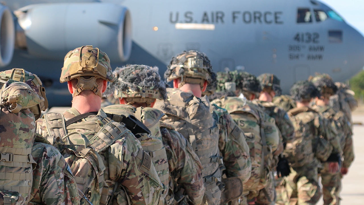 WSJ: США наращивают военное присутствие на Ближнем Востоке