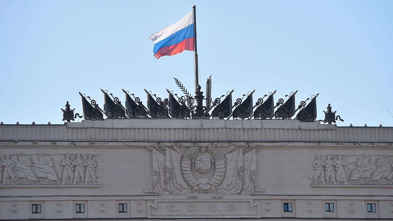 Силы ПВО за ночь сбили 223 дрона над 18 регионами России