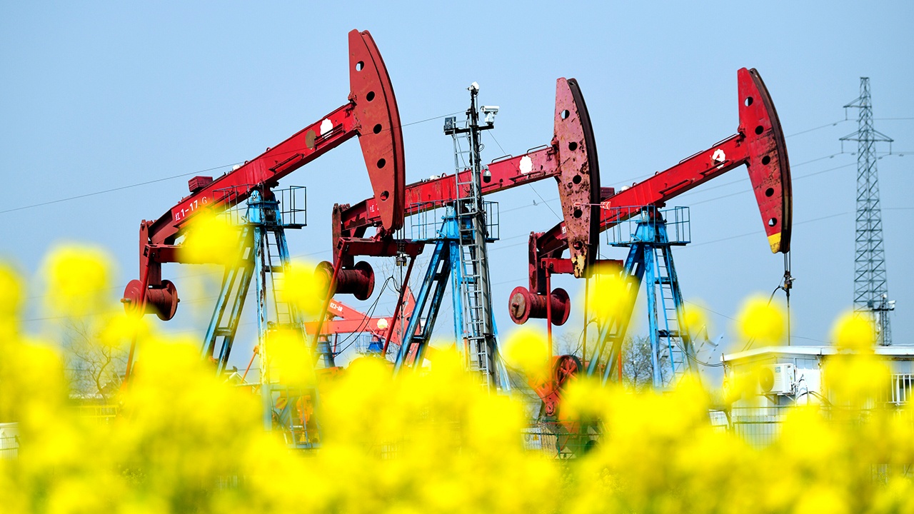 Цена нефти марки Brent на лондонской бирже снижалась более чем на 7%