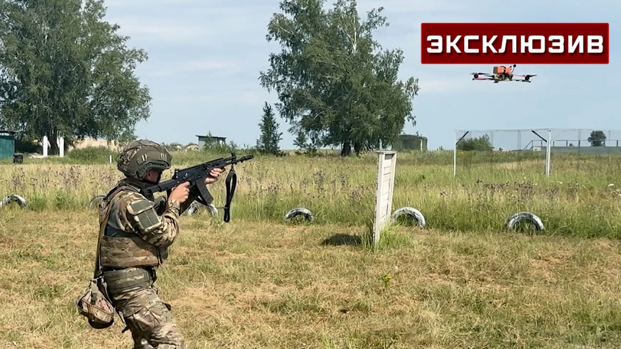 Бойцов научили уворачиваться от FPV-дрона в Новосибирской области