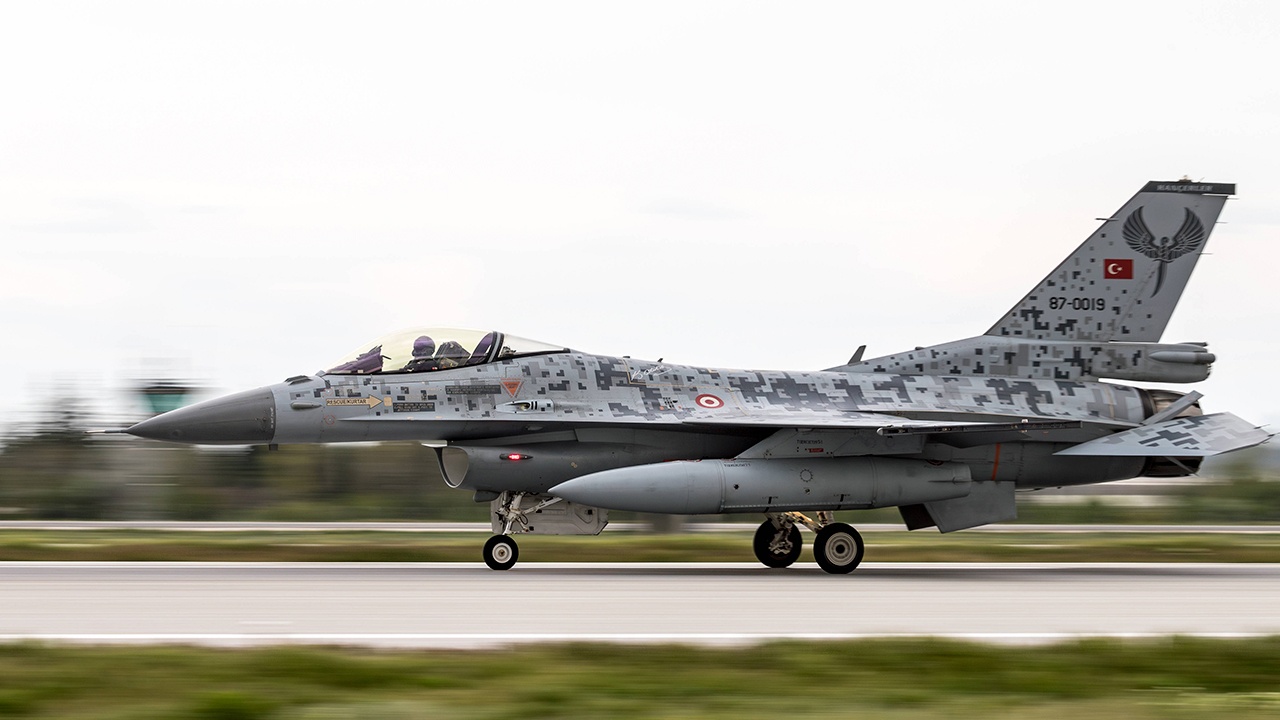  Турция направила F-16 для патрулирования воздушного пространства Балтии