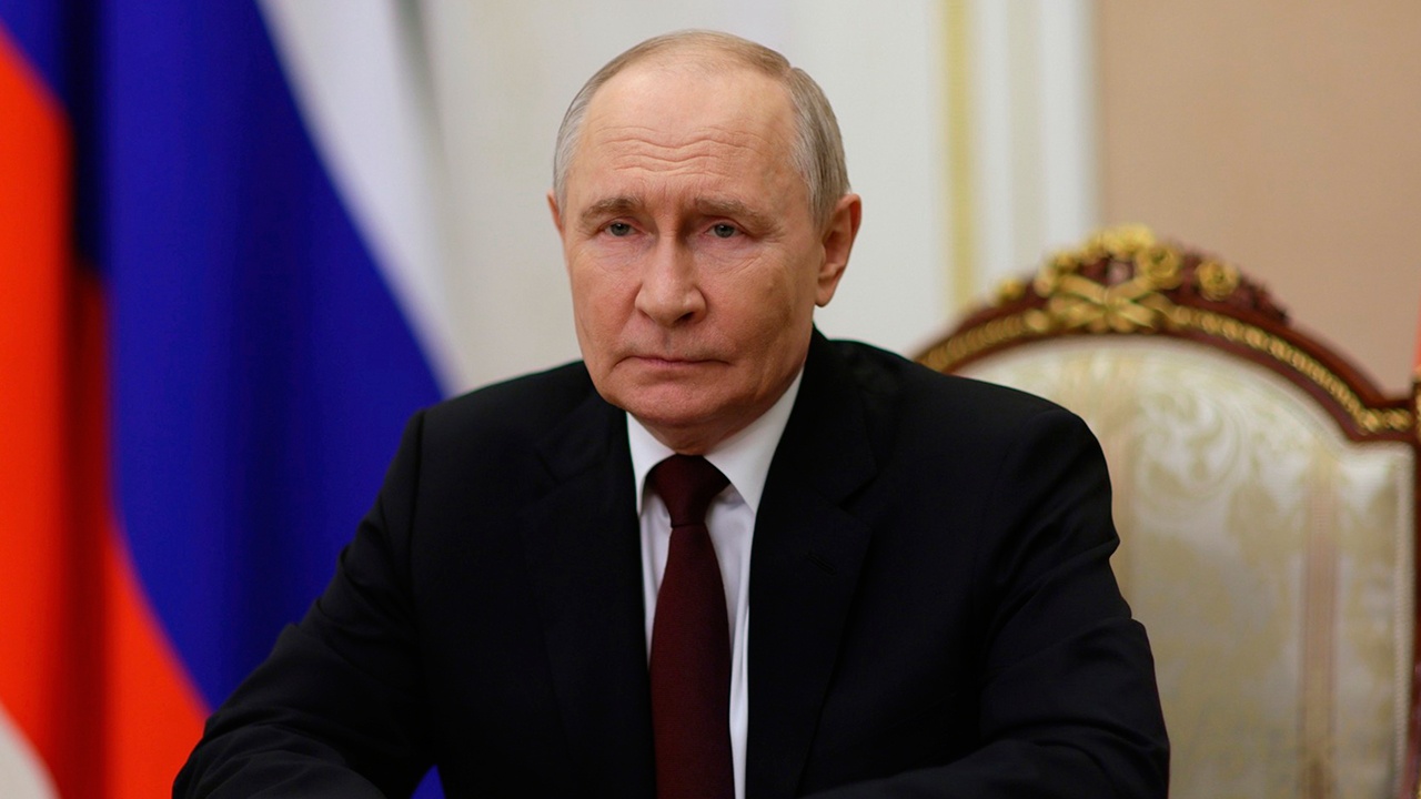 Путин: народ России никогда не получится сломить