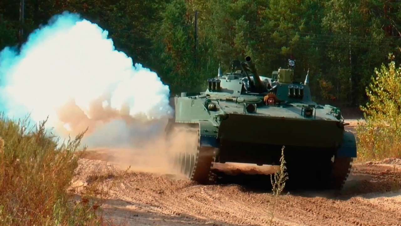 Войска получили новую партию БМП-3