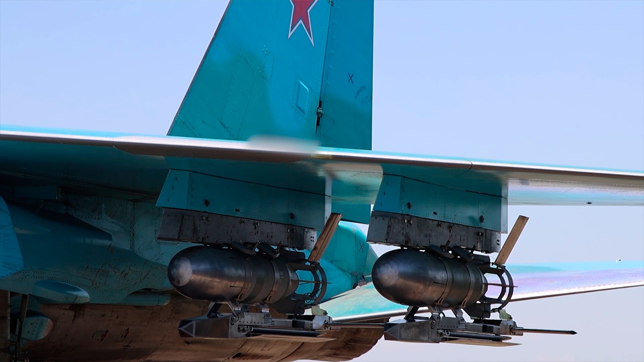 Экипаж Су-34 ликвидировал опорный пункт и личный состав ВСУ 