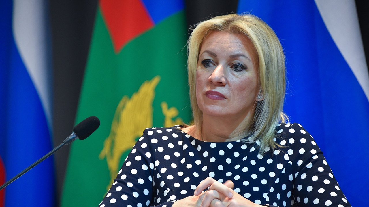 «Фальстарт»: Захарова прокомментировала начало миссии нового посла ФРГ в России