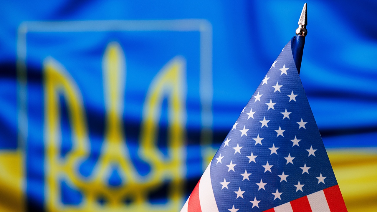 Politico: США откажутся от ведущей роли в группе содействия Украине