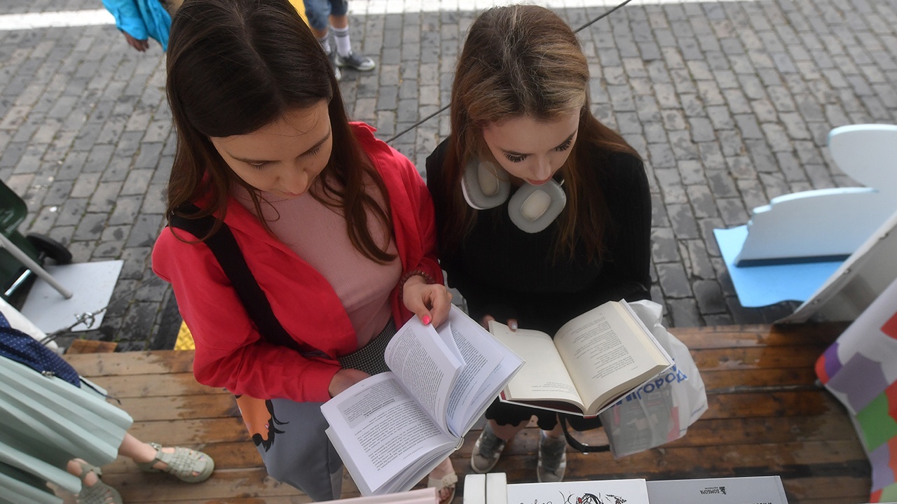 Книгу-биографию Виктора Цоя промаркируют в РФ из-за упоминания наркотиков