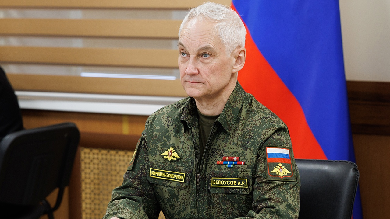 Белоусов поздравил мотострелков, взявших Белый Колодезь