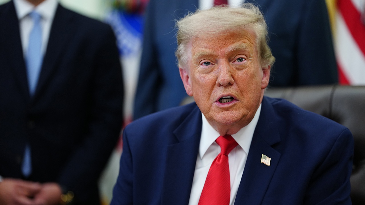 Трамп анонсировал переговоры между США и Ираном