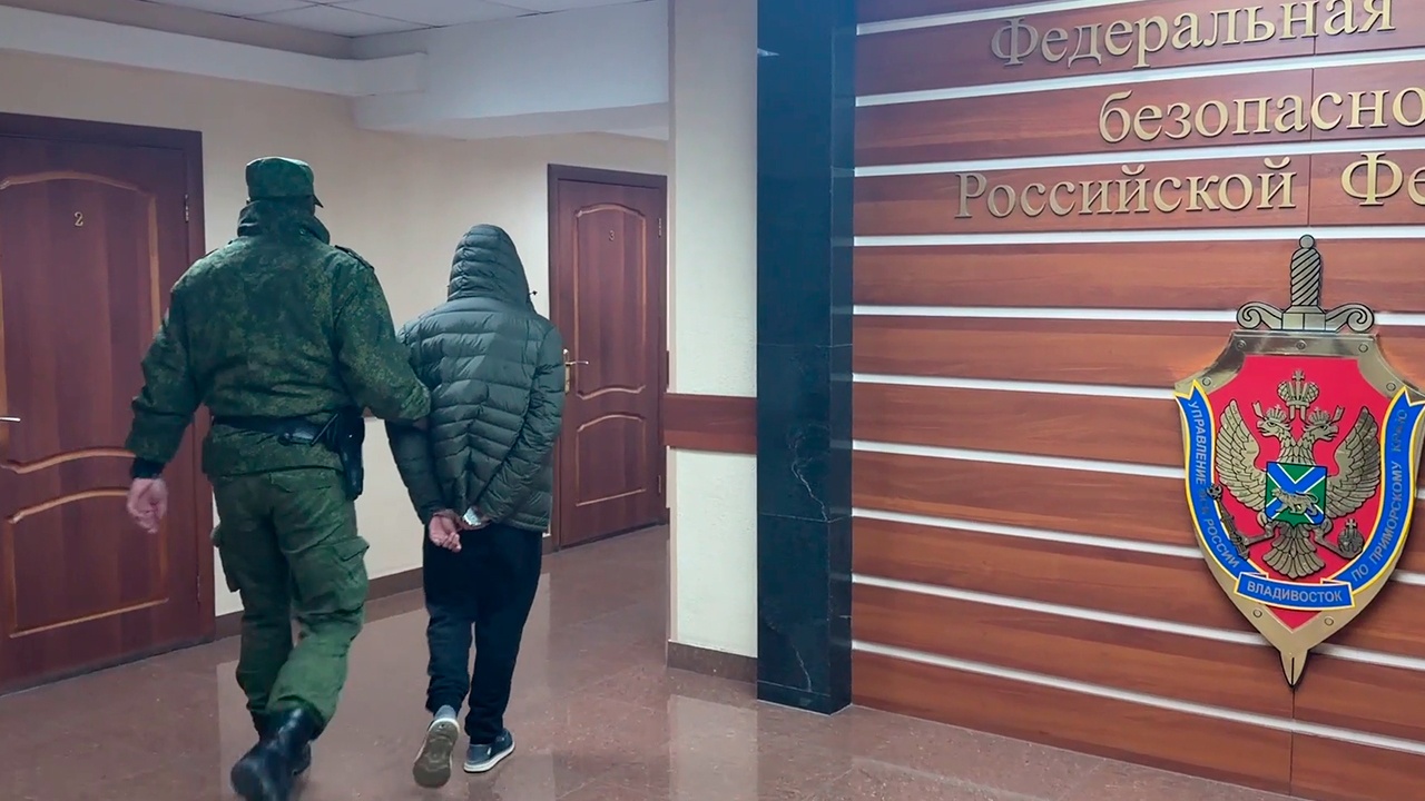ФСБ задержала подростков, готовивших теракт в Приморье