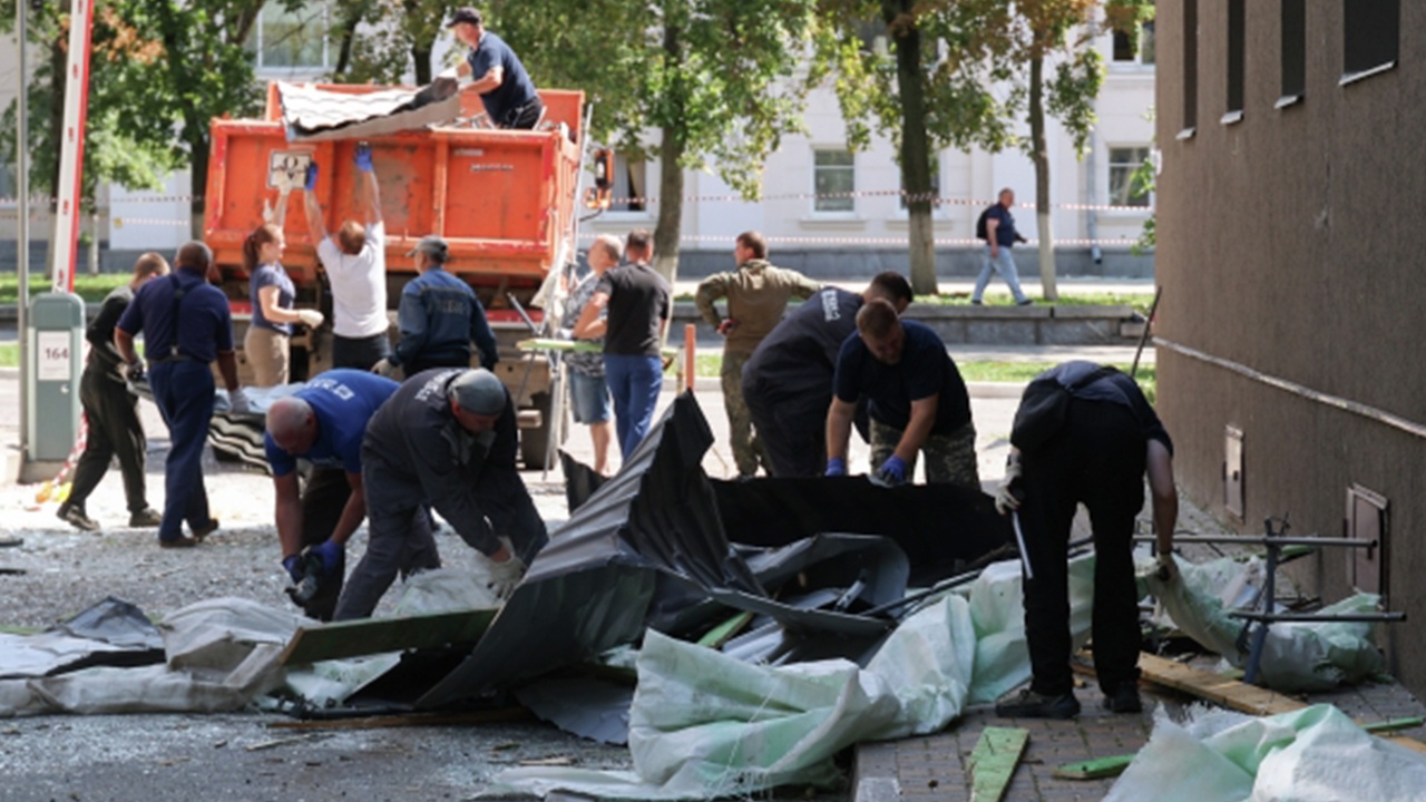 Число погибших при ночной атаке ВСУ на Белгород выросло до шести