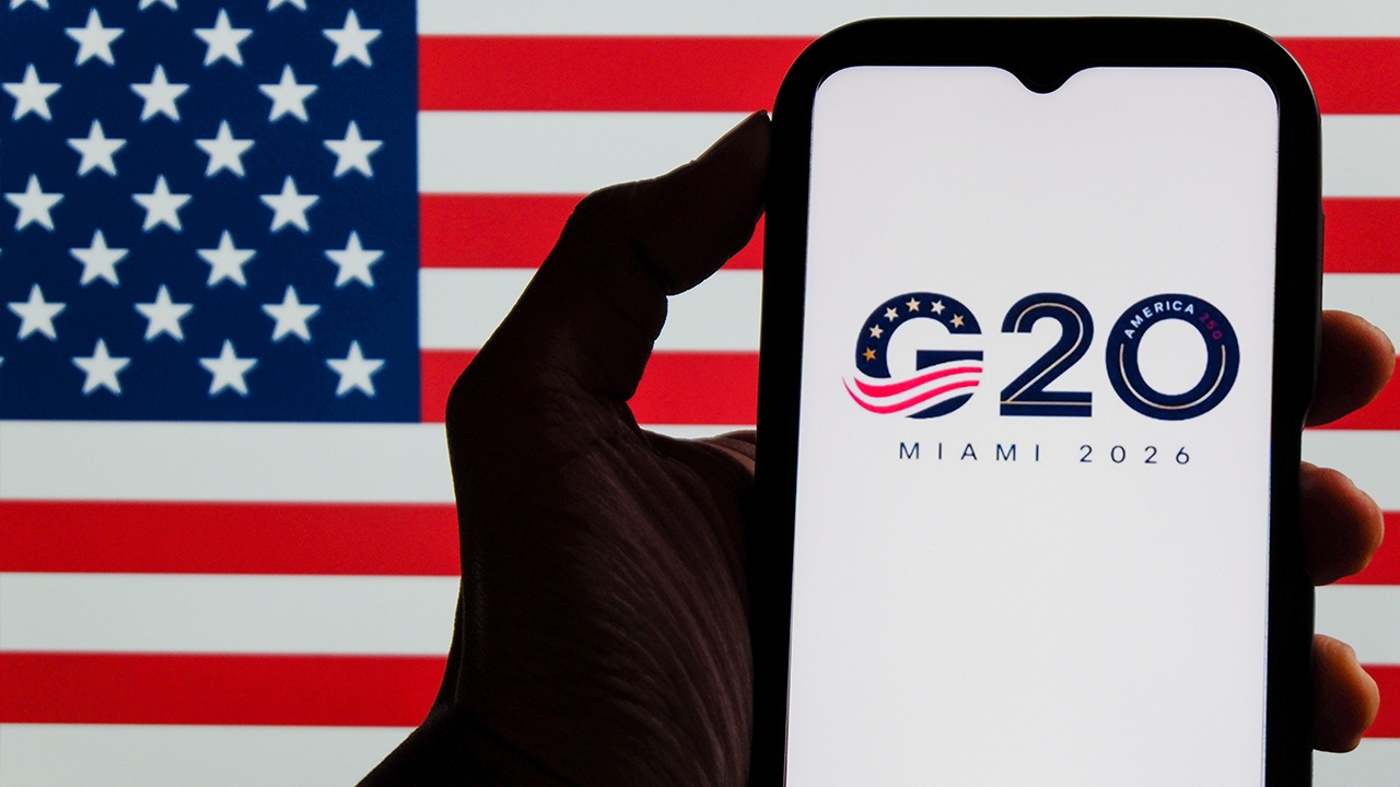 Россия примет участие в саммите глав минфинов и МИД стран G20 в США