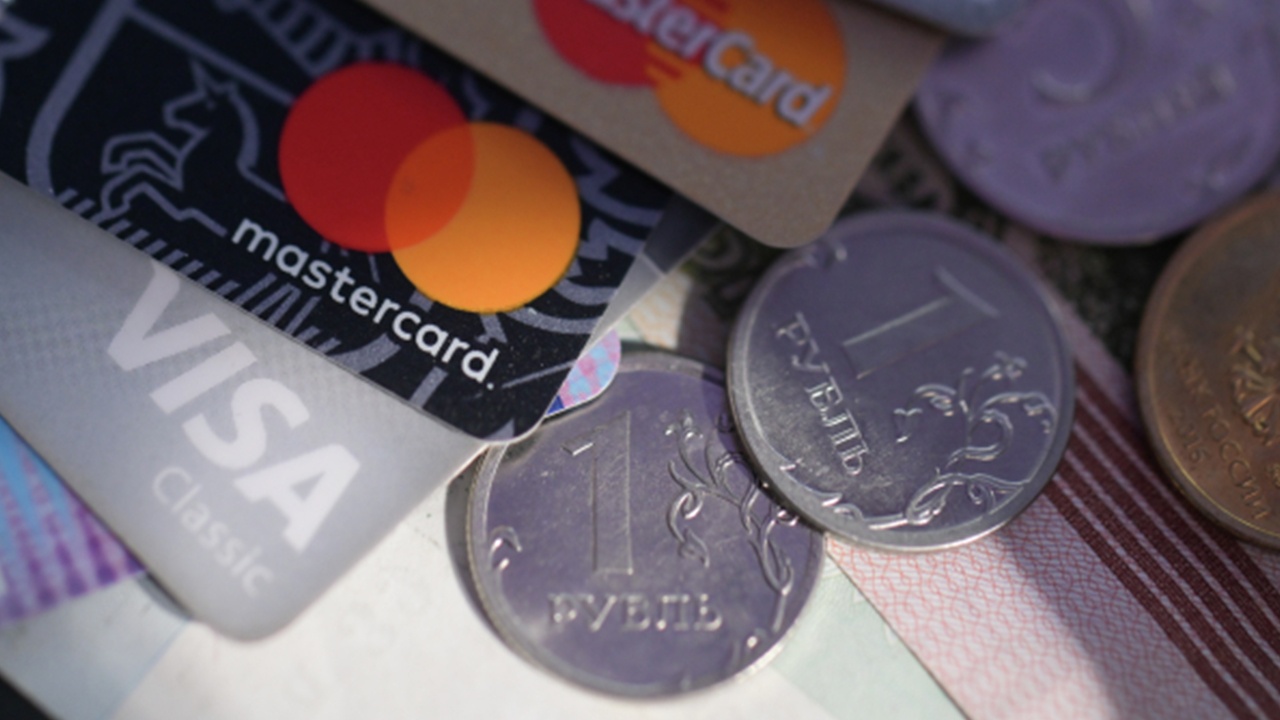В России предупредили о проблемах с оплатой Visa и Mastercard в интернете