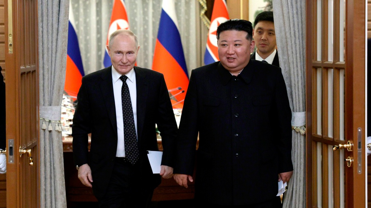 Путин поздравил Ким Чен Ына и народ КНДР с Днем освобождения