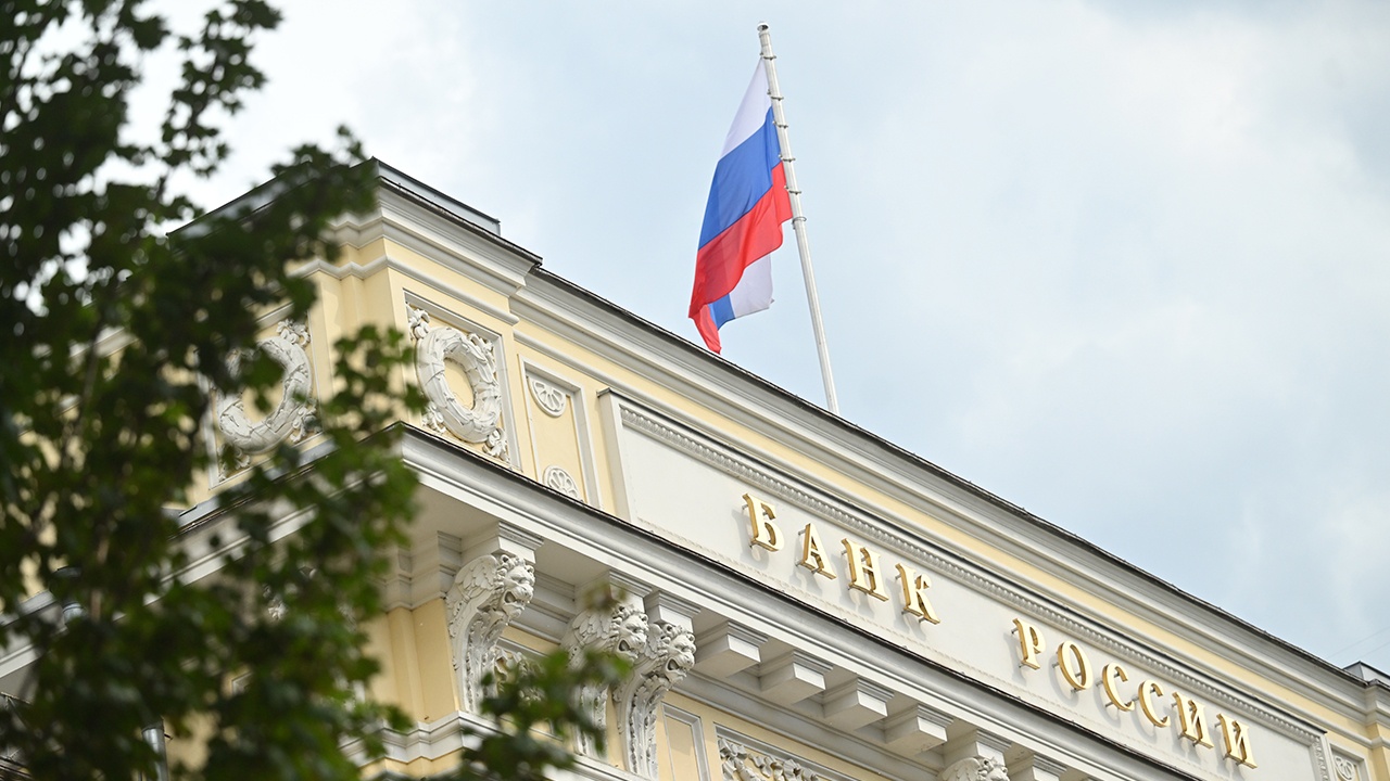 Российские банки закрыли рекордное число отделений с начала года