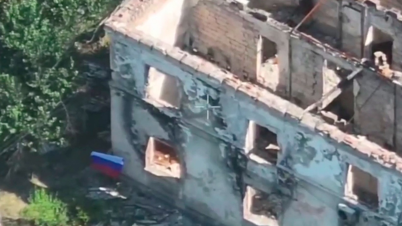 Штурмовики развернули флаги в освобожденном Водянском 