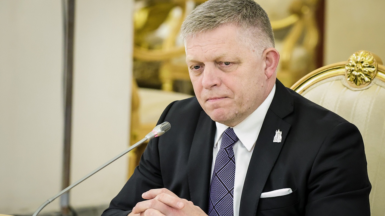 Фицо назвал русофобию причиной вопроса журналиста об убийстве русских