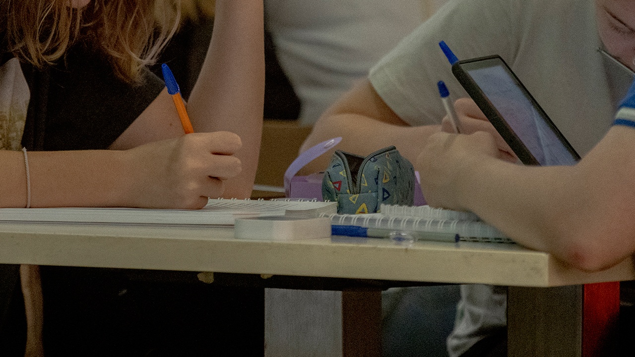 Девять российских вузов получили предупреждения