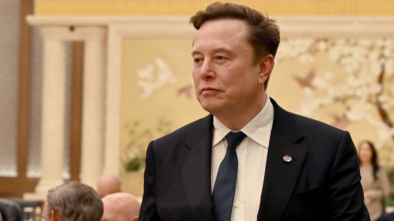 Маск выступил против использования ВСУ Starlink для ударов вглубь России
