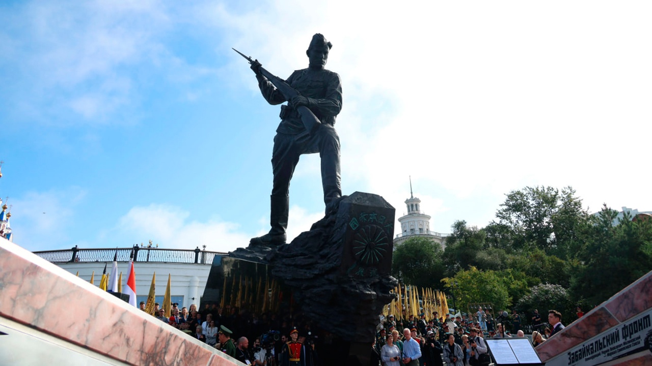 Захарова ответила на требование Японии убрать мемориал в Хабаровске